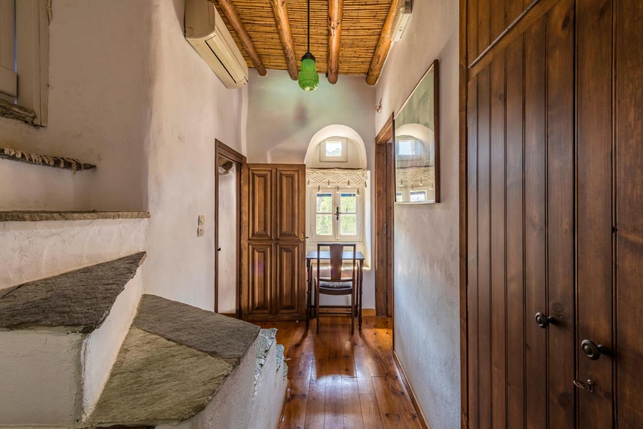 Anezas Mansion Stone-Built Traditional Villa Chones Exterior photo